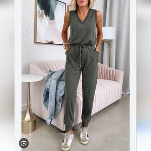 NWT Lou & Grey Sleeveless Jumpsuit Pockets Olive Green Women's size MEDIUM